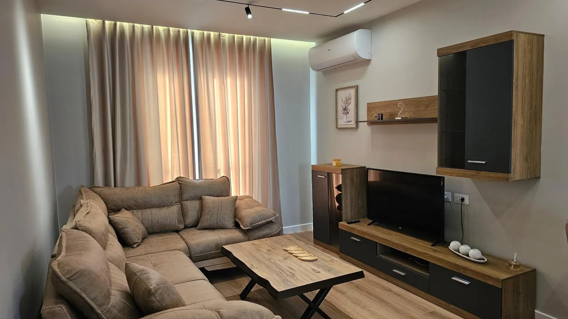 Tirana Airport Apartment